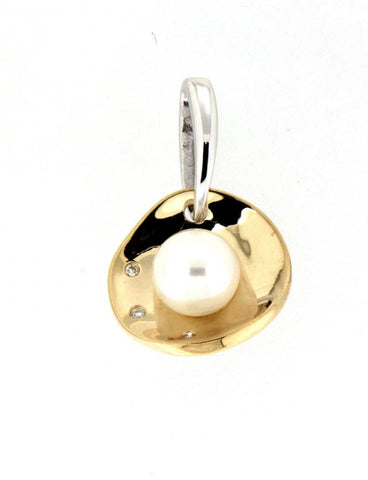 9ct yellow & white gold pearl & diamond wavey disc pendant